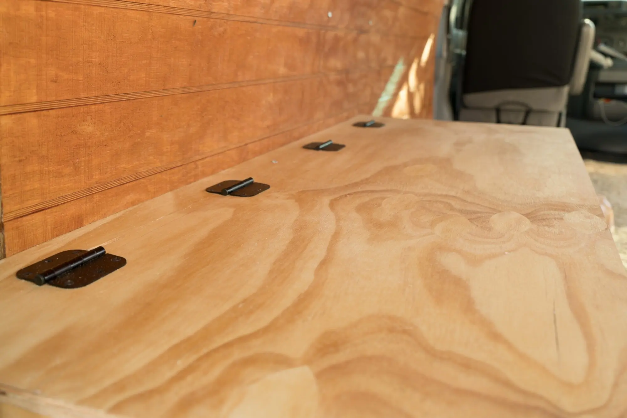 Add the hinges!